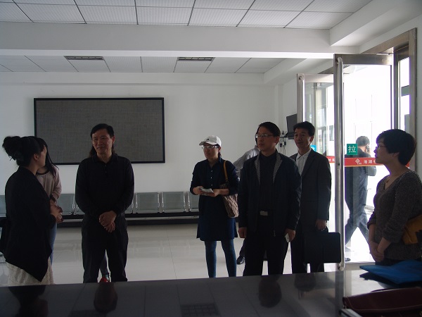 省社科院农经所曾建民副所长一行到鄂州调研(2014/5/9 10:58:07)